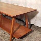 Solid wood coffee table with tapered legs - mid 20th century.
