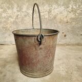 Old bucket fire bucket waste bucket