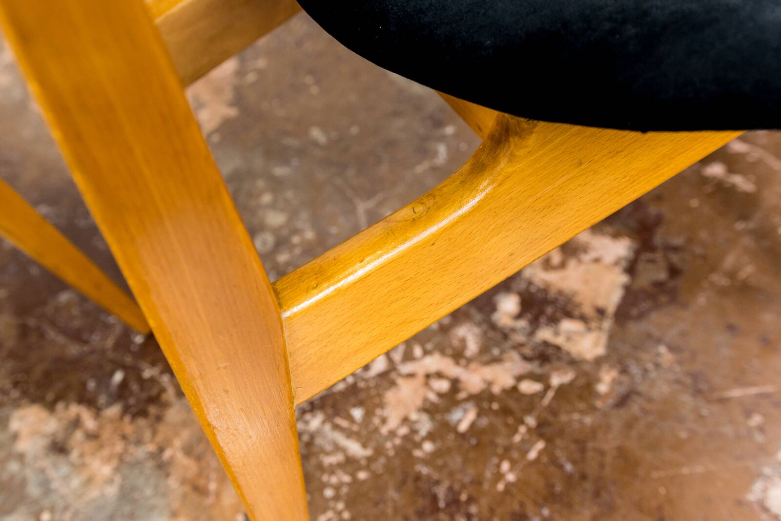 Mid-century chairs, GFM 22 by J. Kędziorek, Poland, 1960s, set of 3