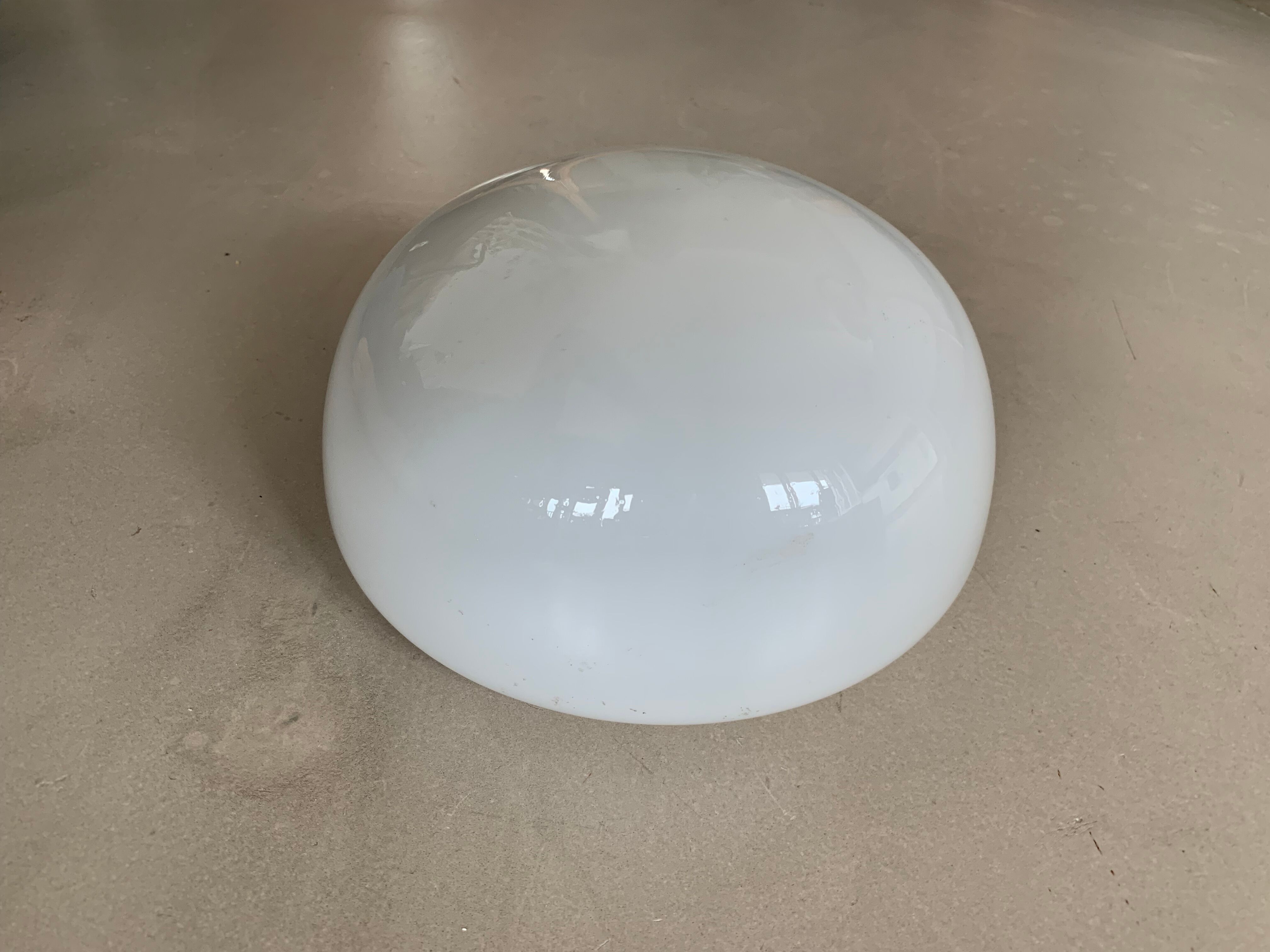 Wall lamp or ceiling lamp vintage opaline