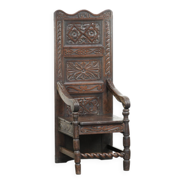 Chaise en chêne wainscot anglais du XVIIIe siècle unique avec une incroyable sculpture sur bois.