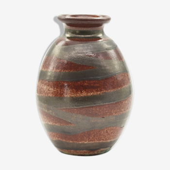 Accolay ceramic vase