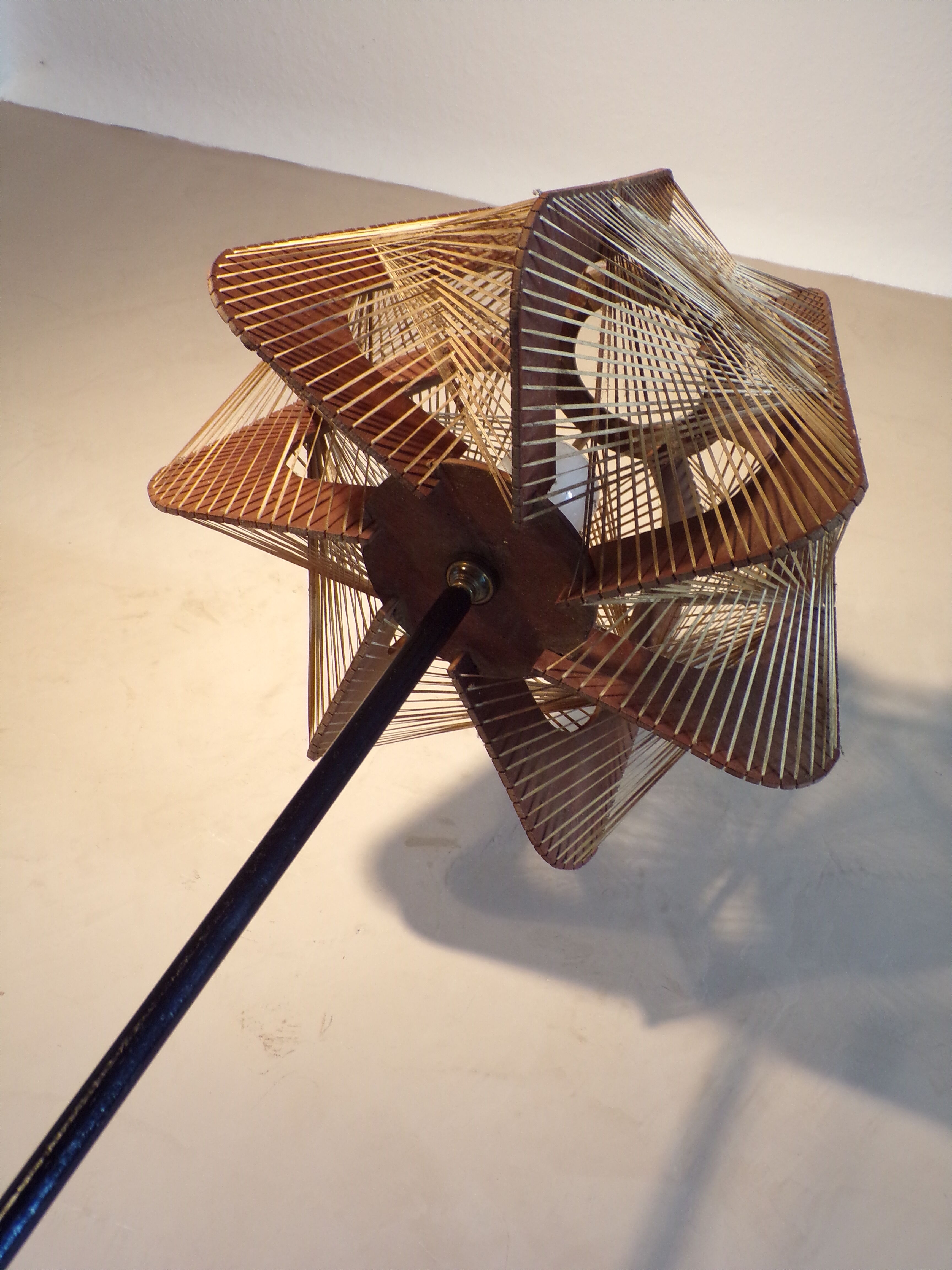 Floor lamp vintage Scandinavian wire Lampshade
