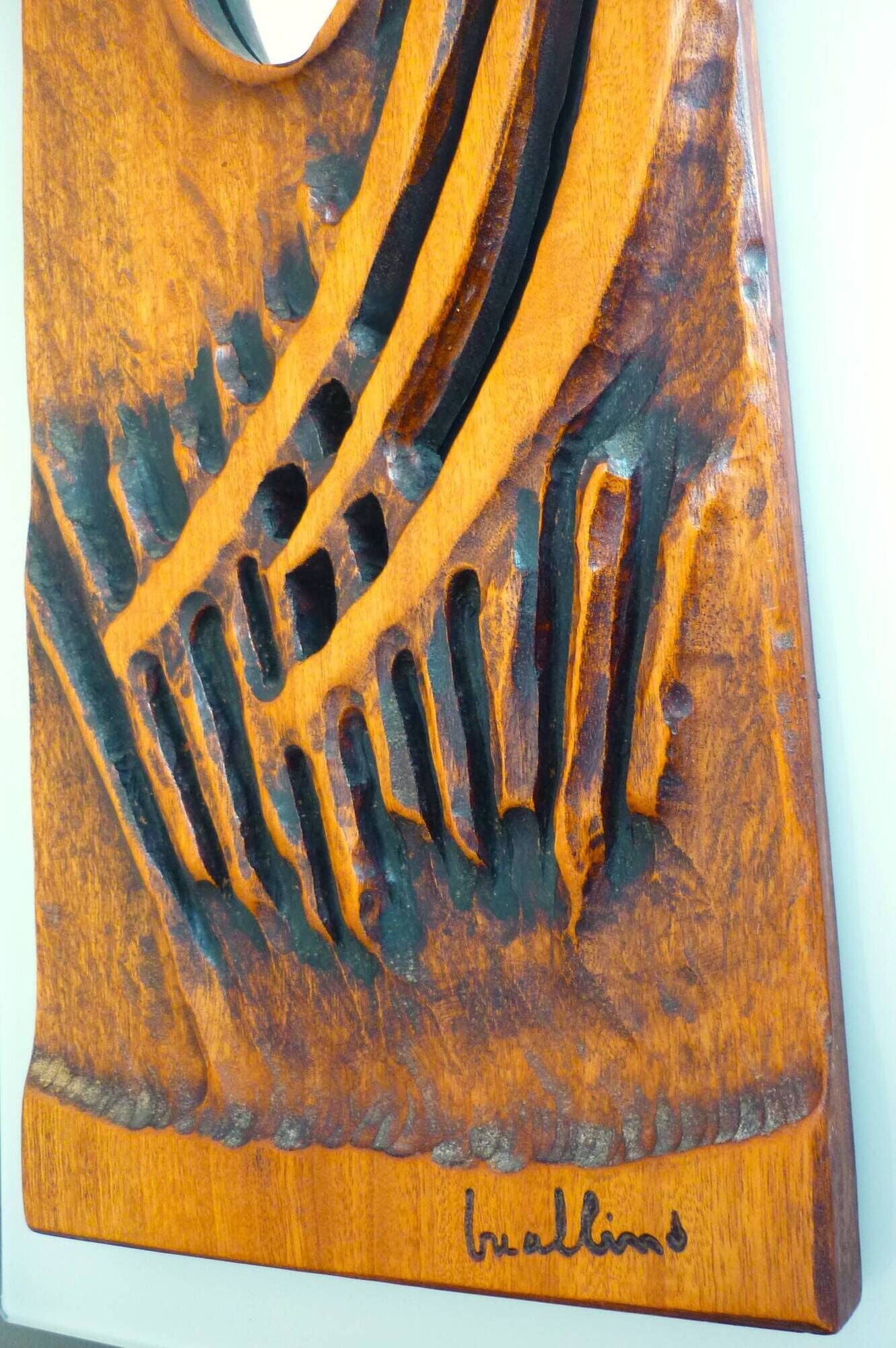 Carved wooden mirror, signed P. Guallino, "le passage", brutalist design from the 80s