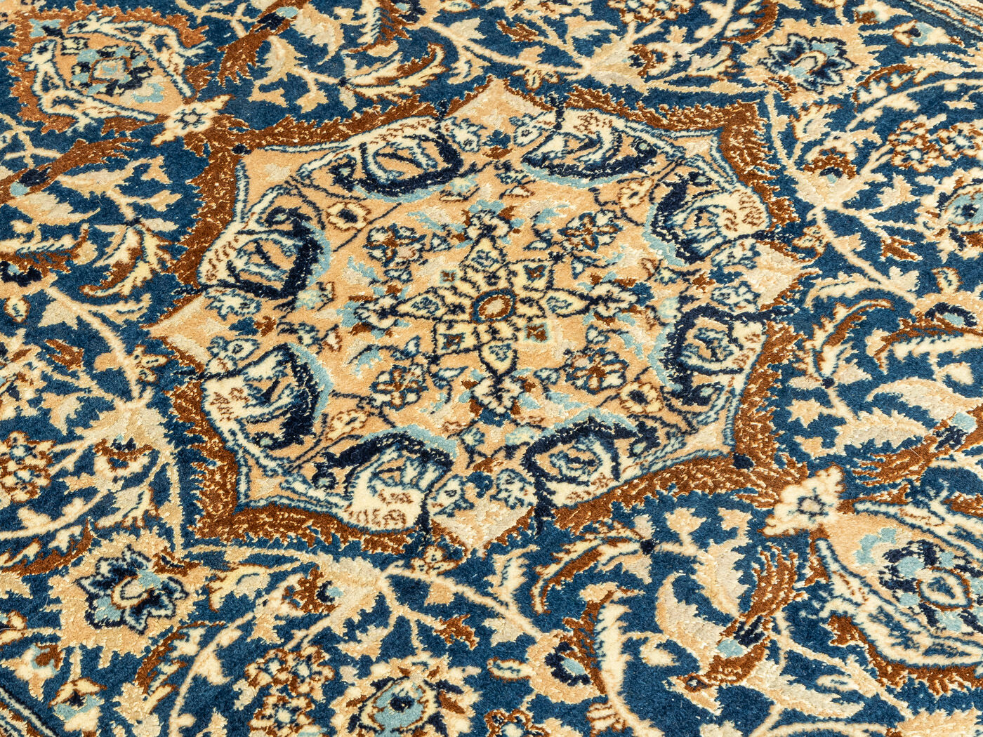 Nain Carpet, 115 x 200