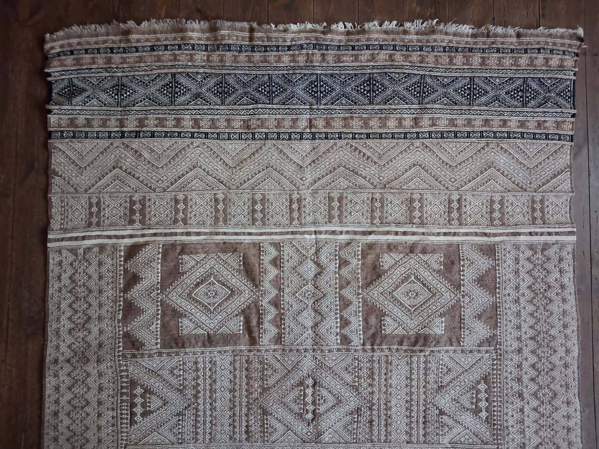 Handmade Berber Kilim Merghoum 240x130cm