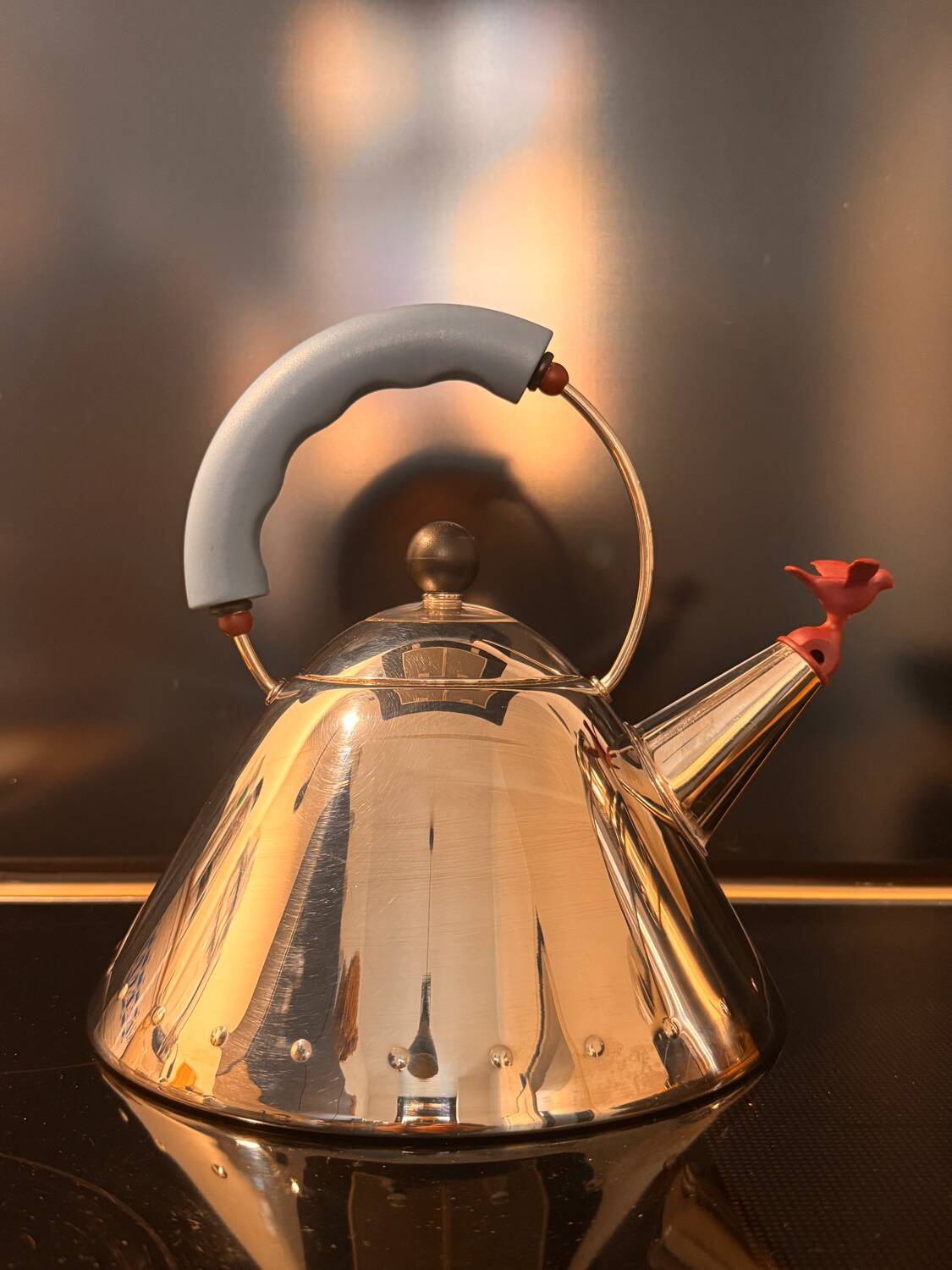 Induction kettle Michael Graves for Alessi