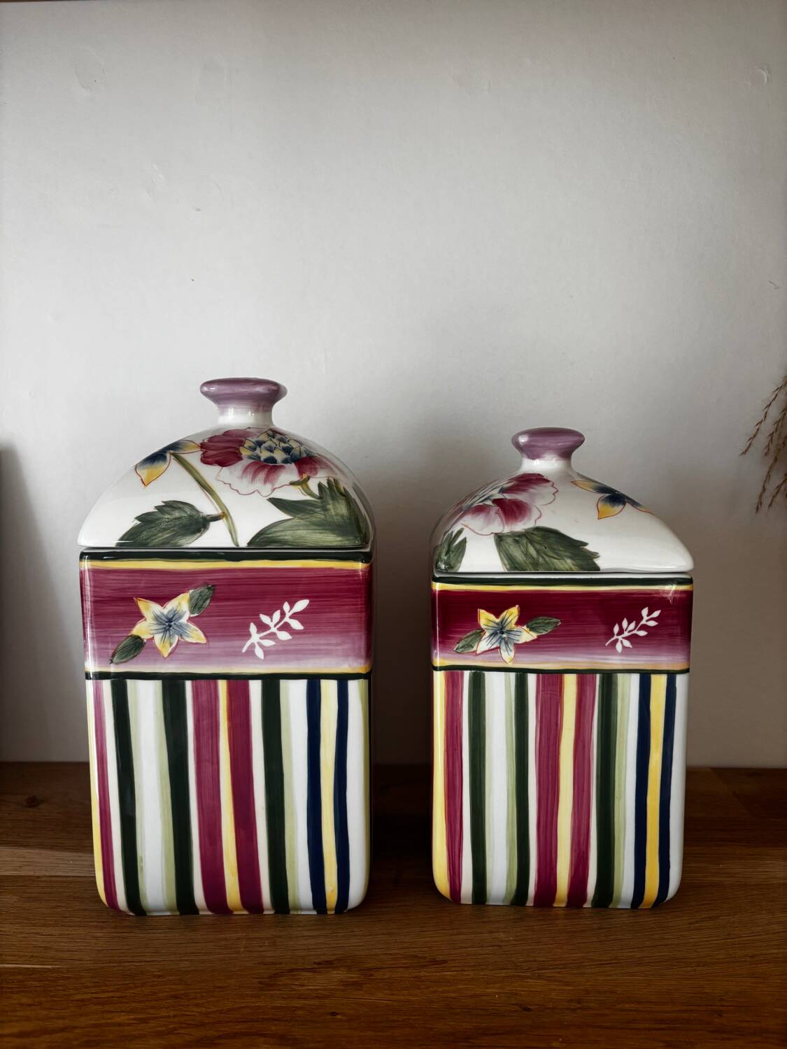 2 pots, bocaux au motif floral American Atelier modèle Ashley