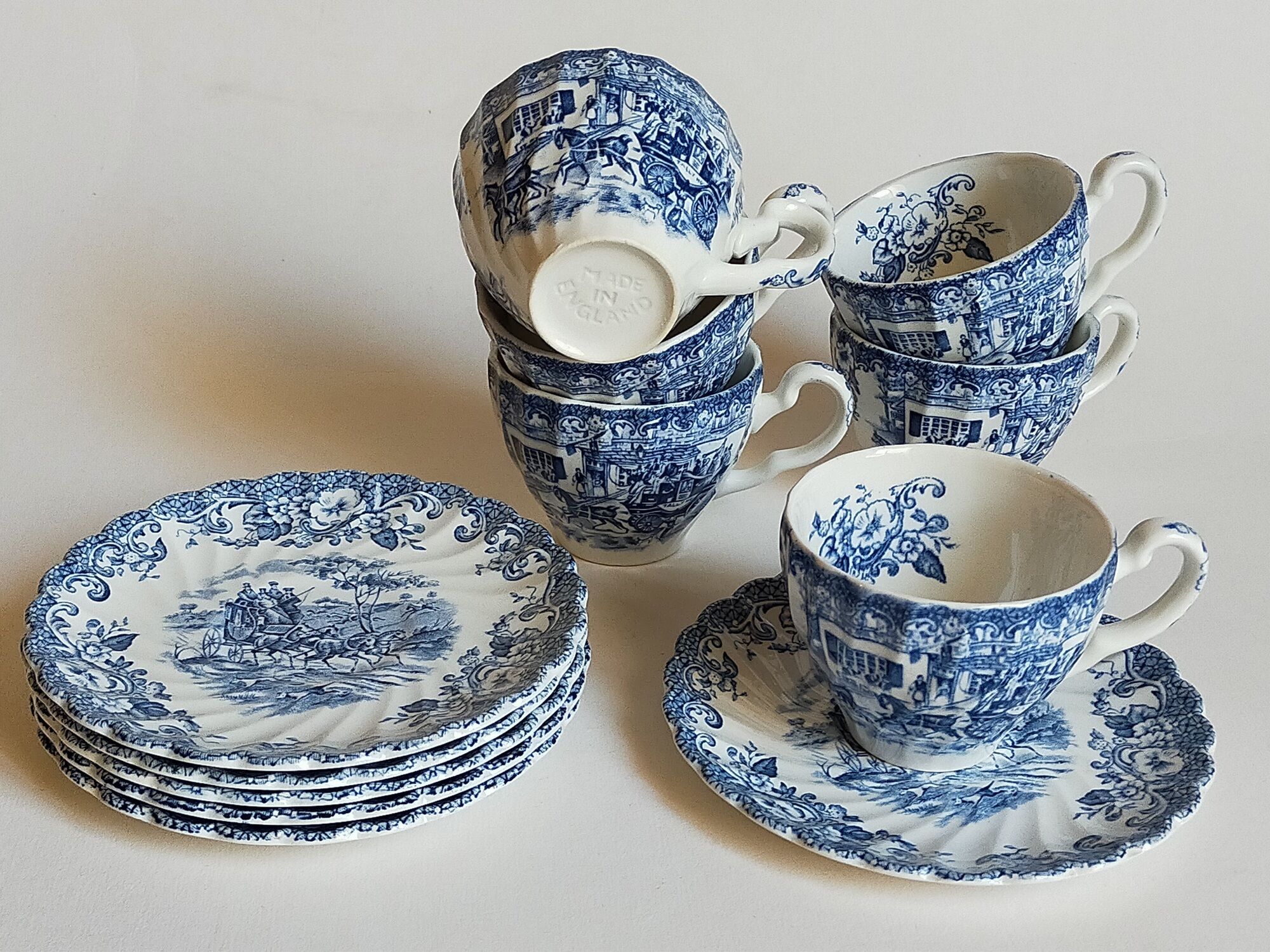 Six cups of coffee fine porcelain English JOHNSON BROS