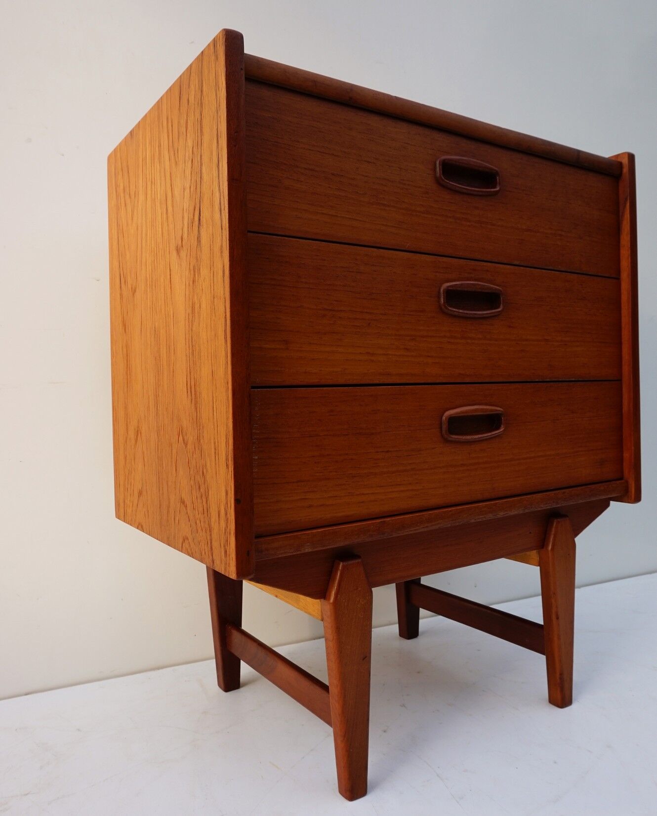 Commode vintage en teck