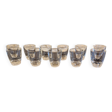 A saisir: Lot de 10 verres à calvados + 1 offert !