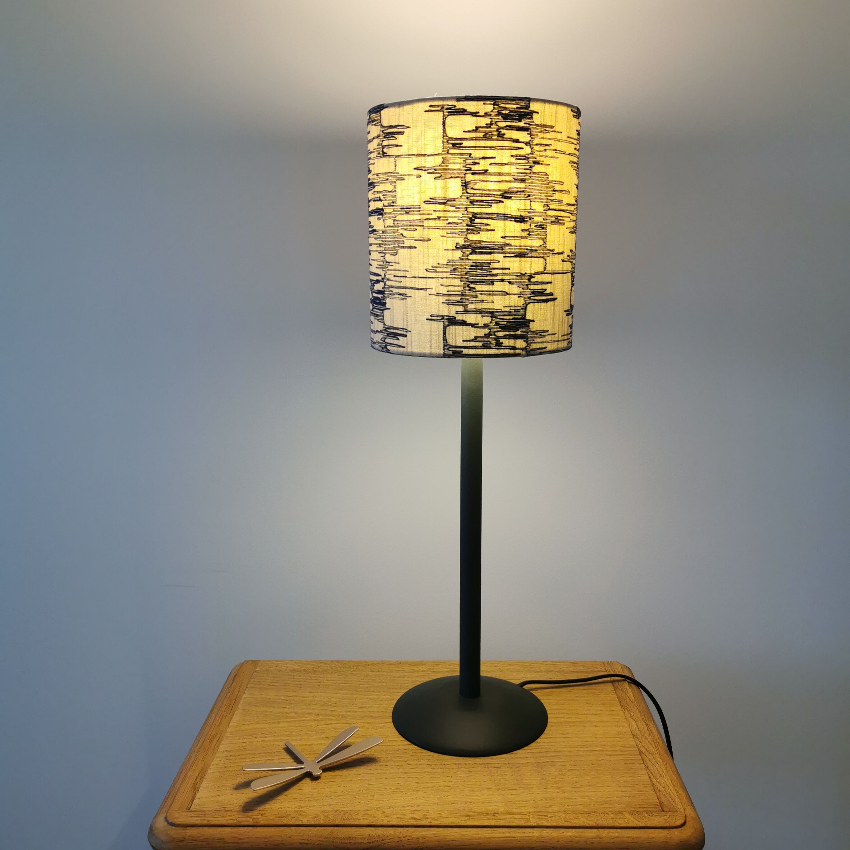 Cylindrical lampshade