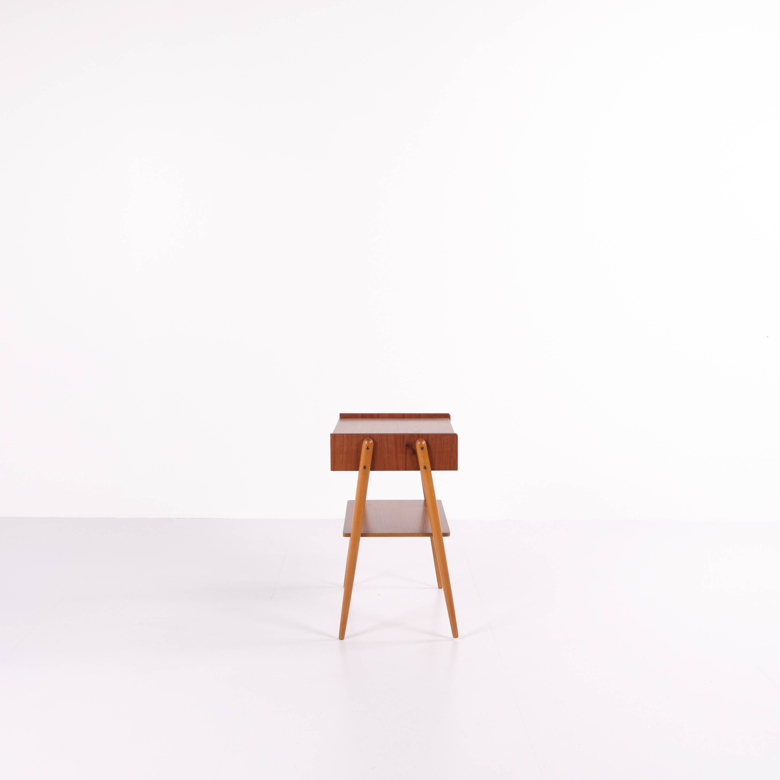 Side/bedside table - Teak - AB Carlström & Co furniture factory - Sweden - 1950s