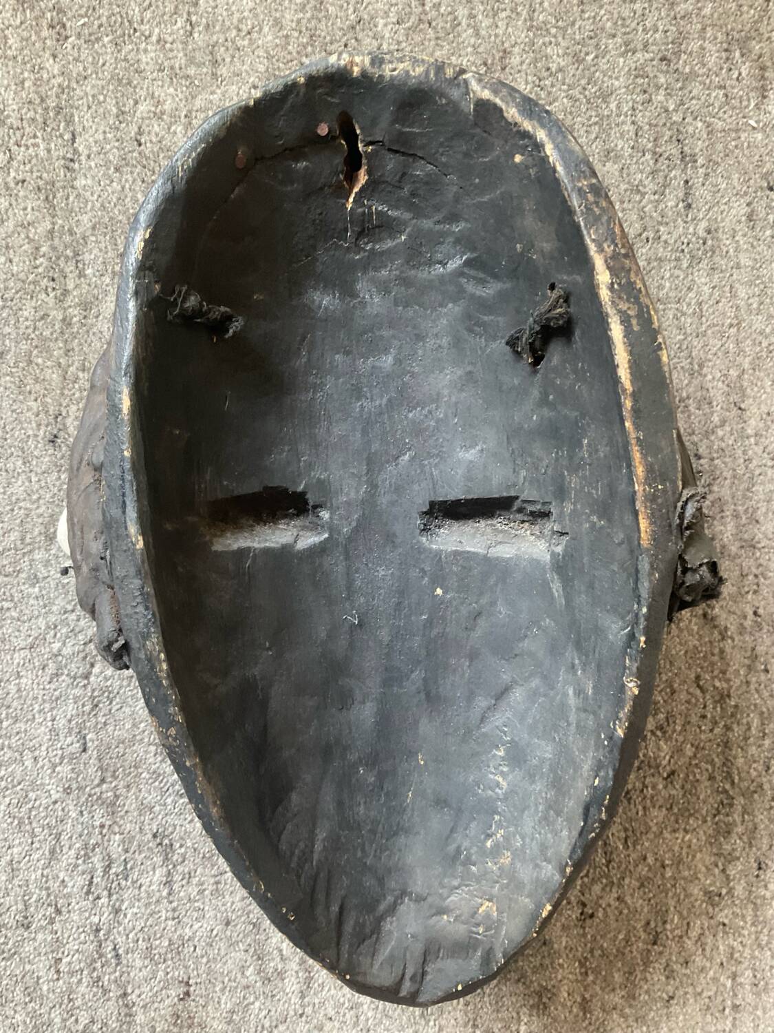 Ancien Masque tribal Dan en bois sculpté