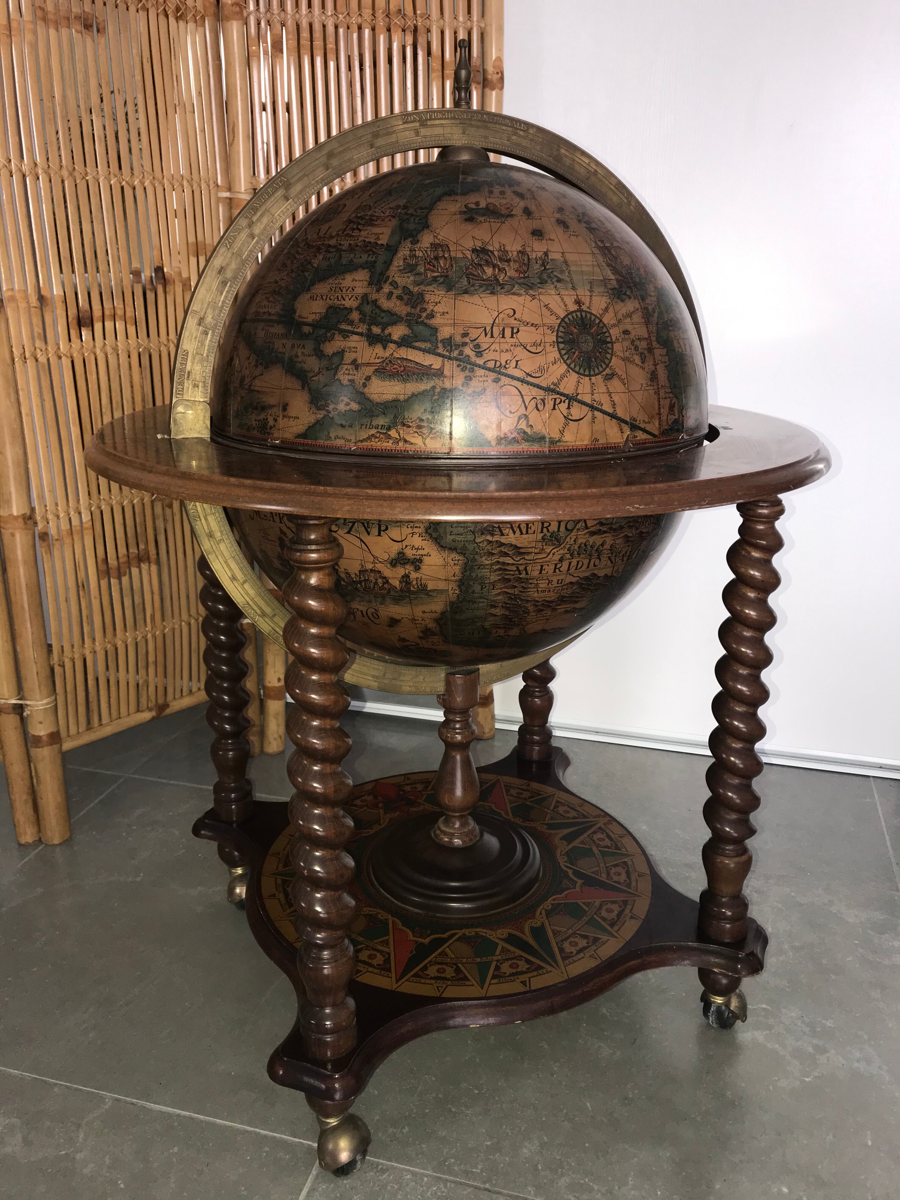 World Globe Map Bar