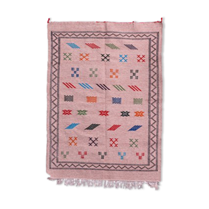 tapis berbère rose pâle