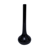 Vase noir signé