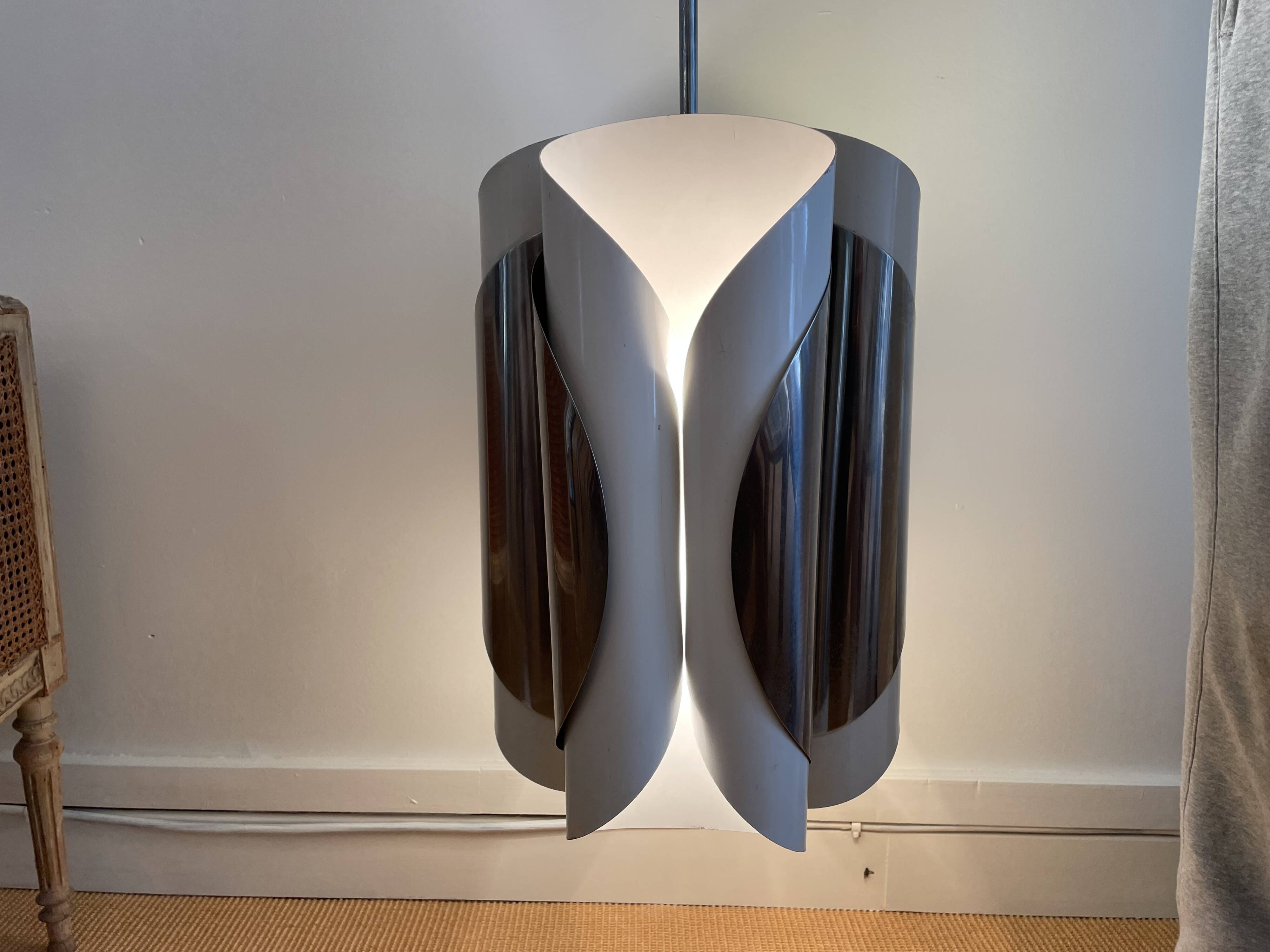 Chrome and bakelite pendant light, Italy, 1970s.