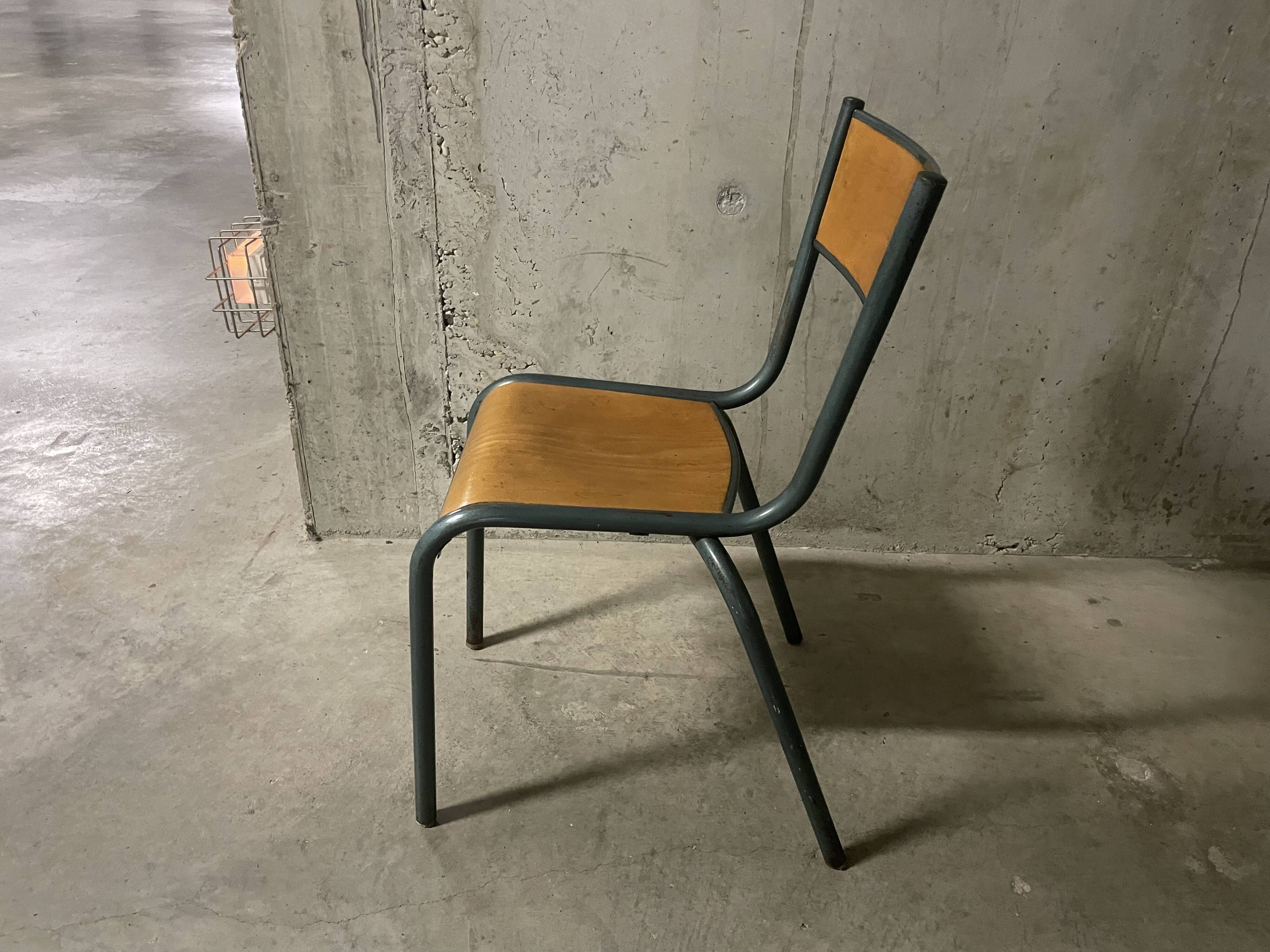 Mullca 510 chair