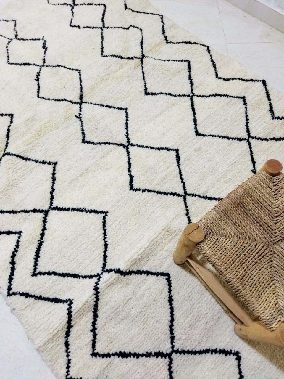 Moroccan berber carpet 253x130cm