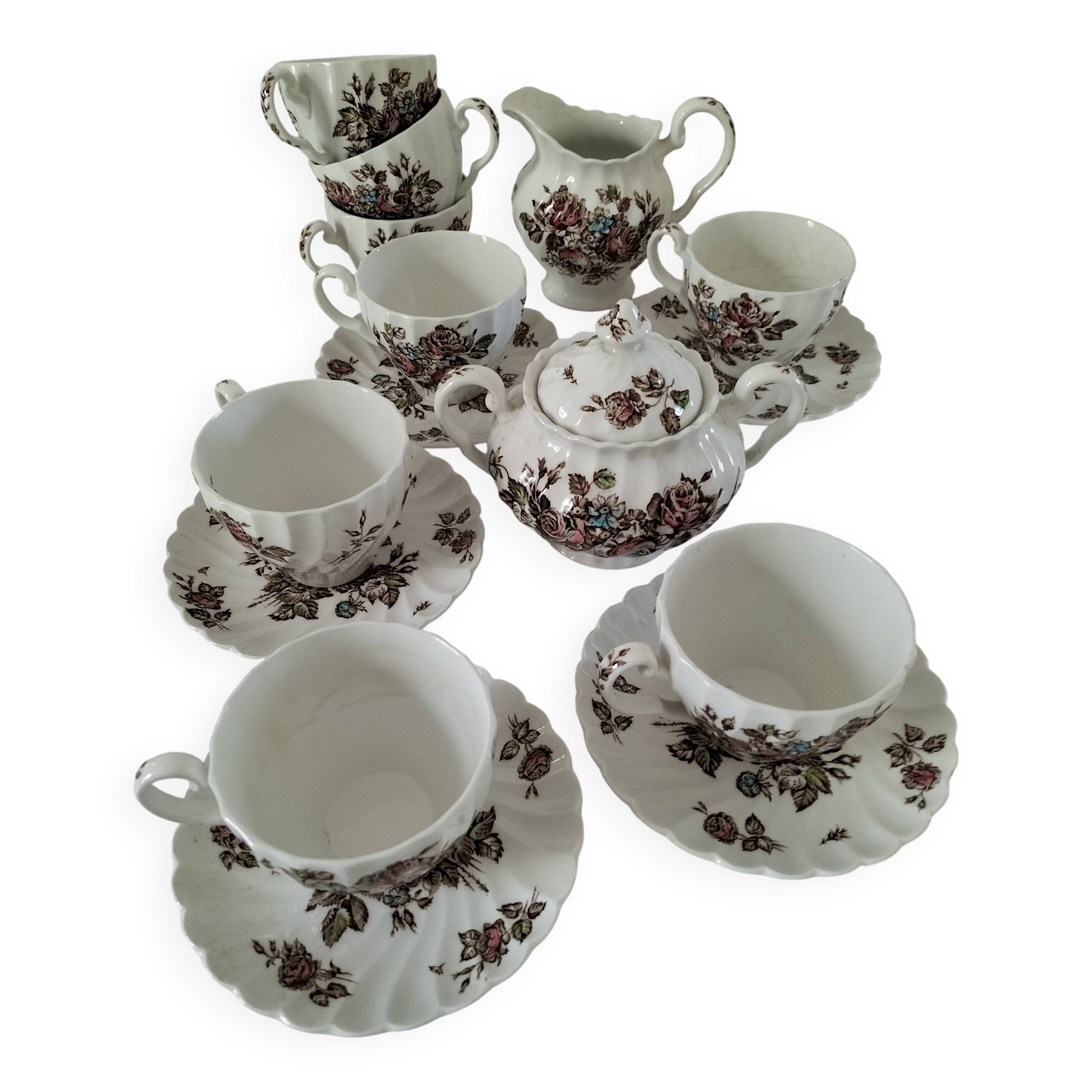 Vintage Johnson Brothers “Devon Sprays” Set