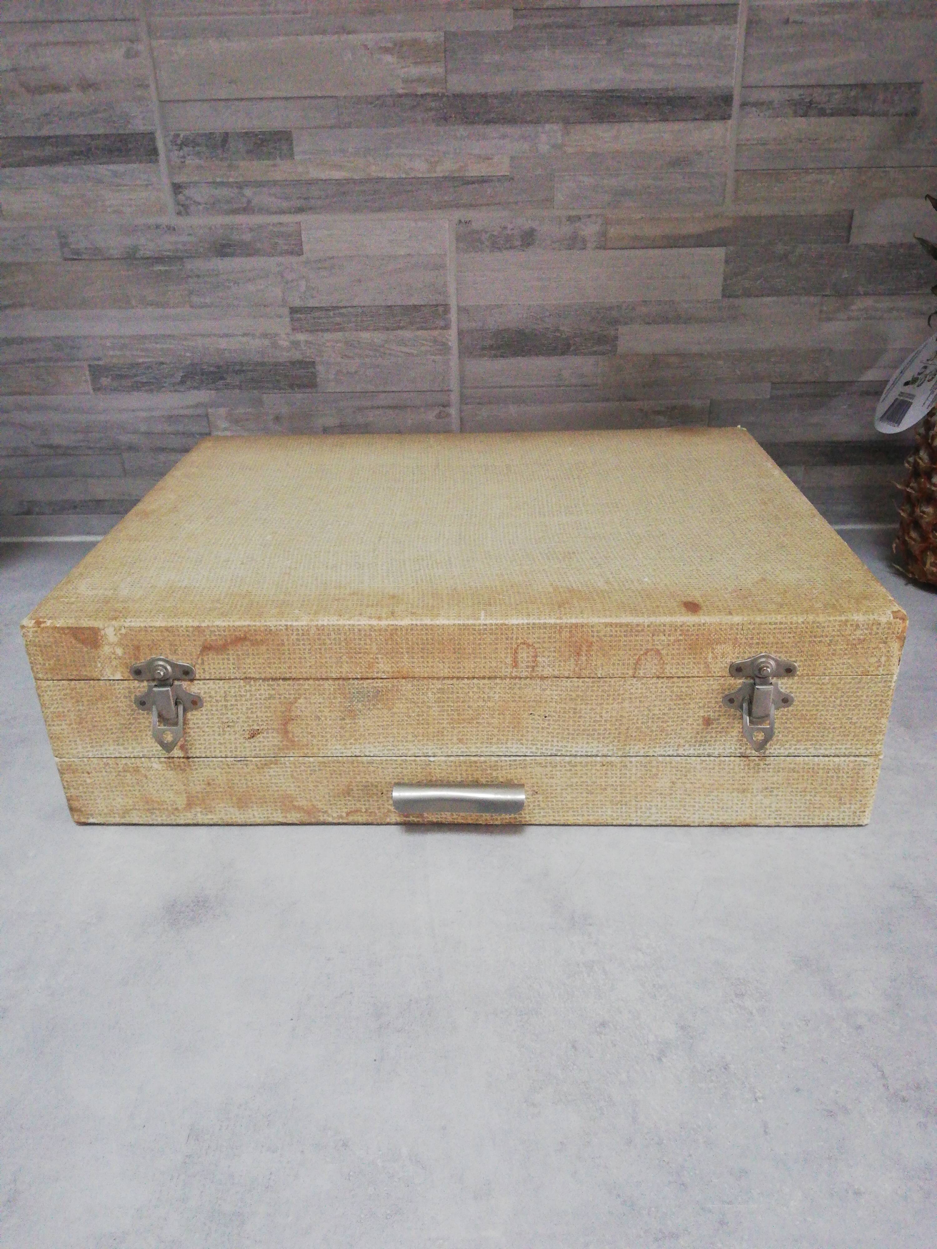 Complete silver housewife 1900