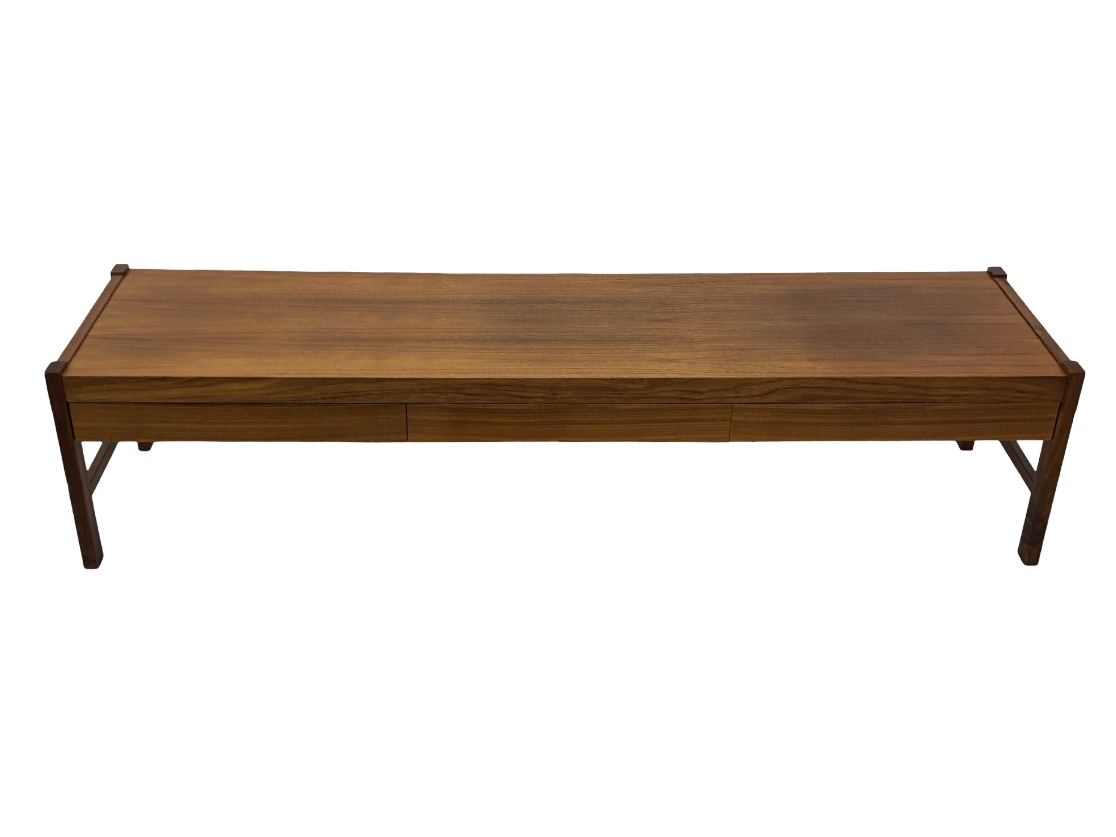 Vintage low sideboard with drawers 70's walnut veneer design