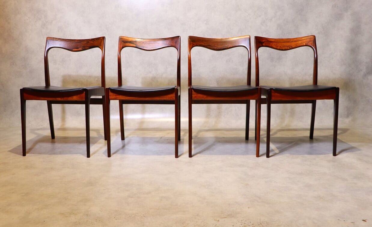 Set of 4 AWA rosewood dining chairs