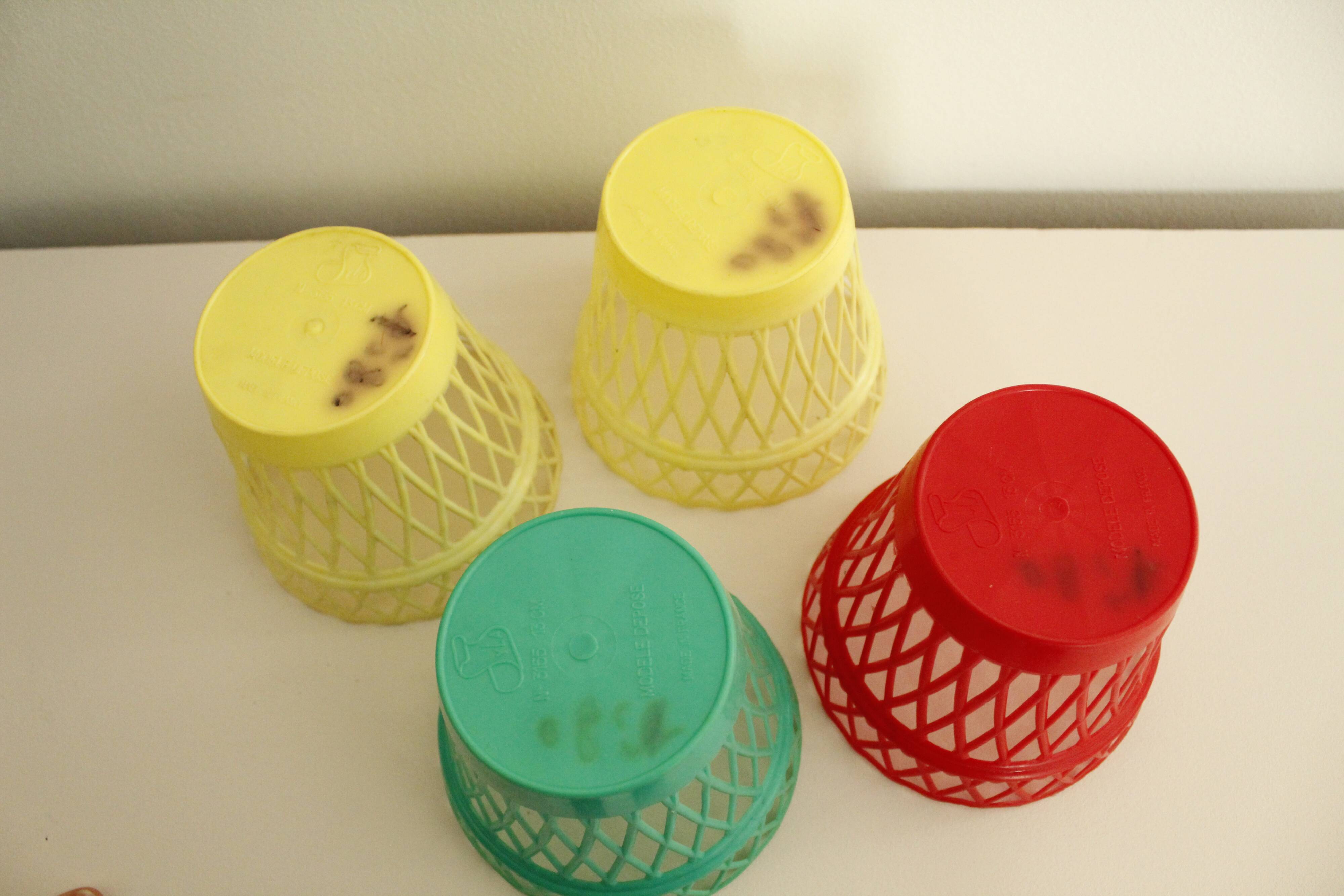 Set of 4 vintage plastic pot covers - model "SYLA"