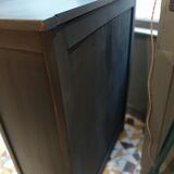 Parisian buffet revisited in black