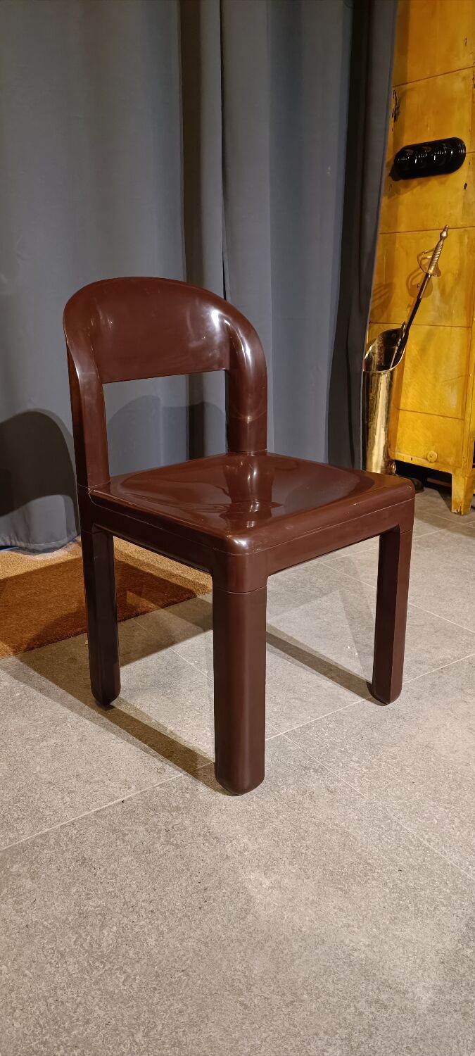 4 chaises par Massoni & Pelizza pour Guzzini, Italie, années 1970