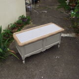 Louis XV-style chest bench in solid oak