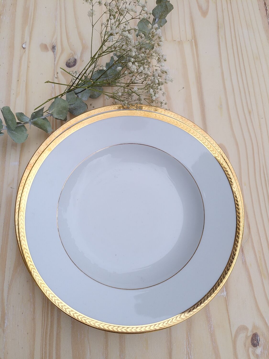 12 assiettes plates Limoges France