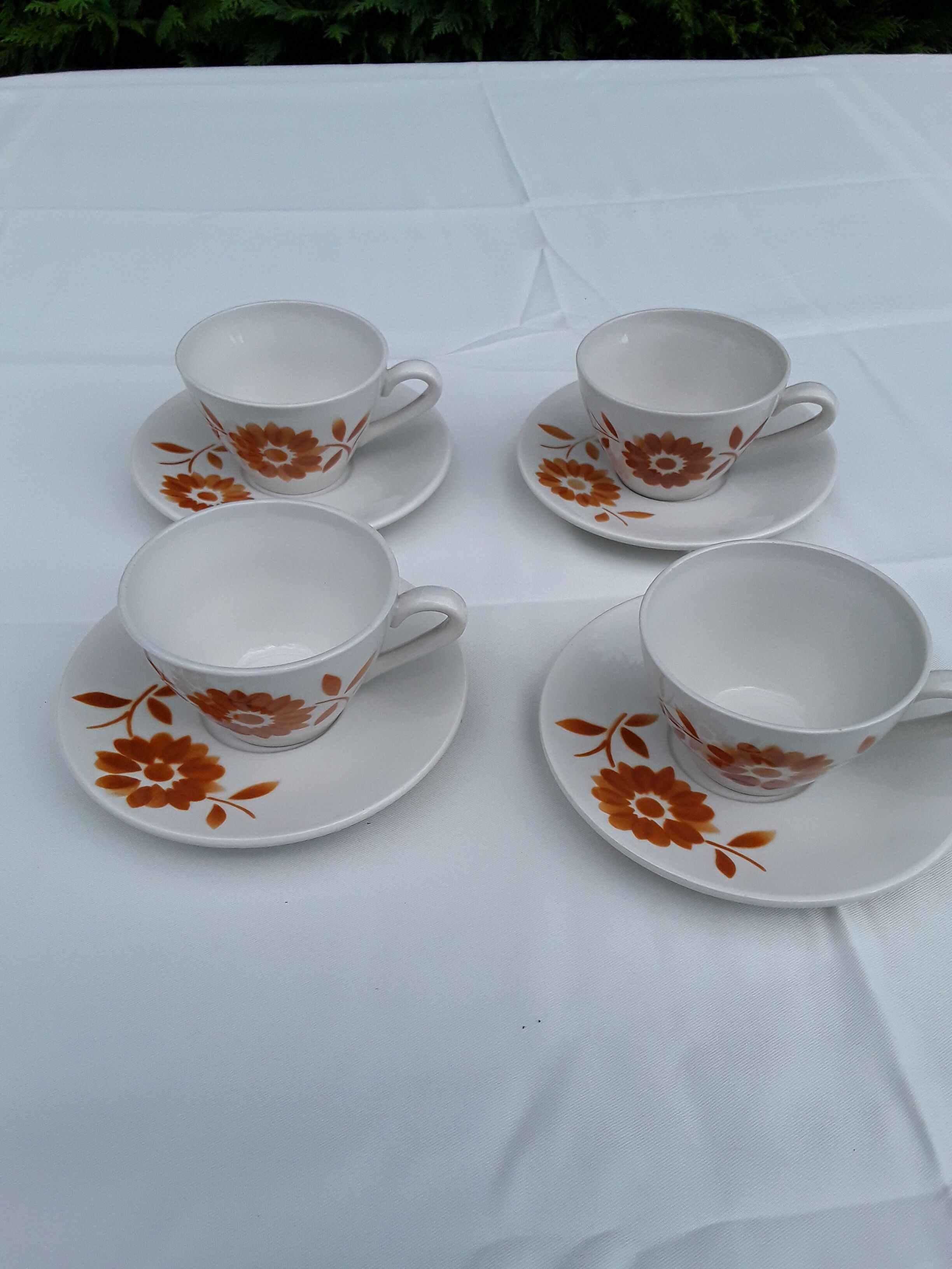 4 tea cups antique earthenware