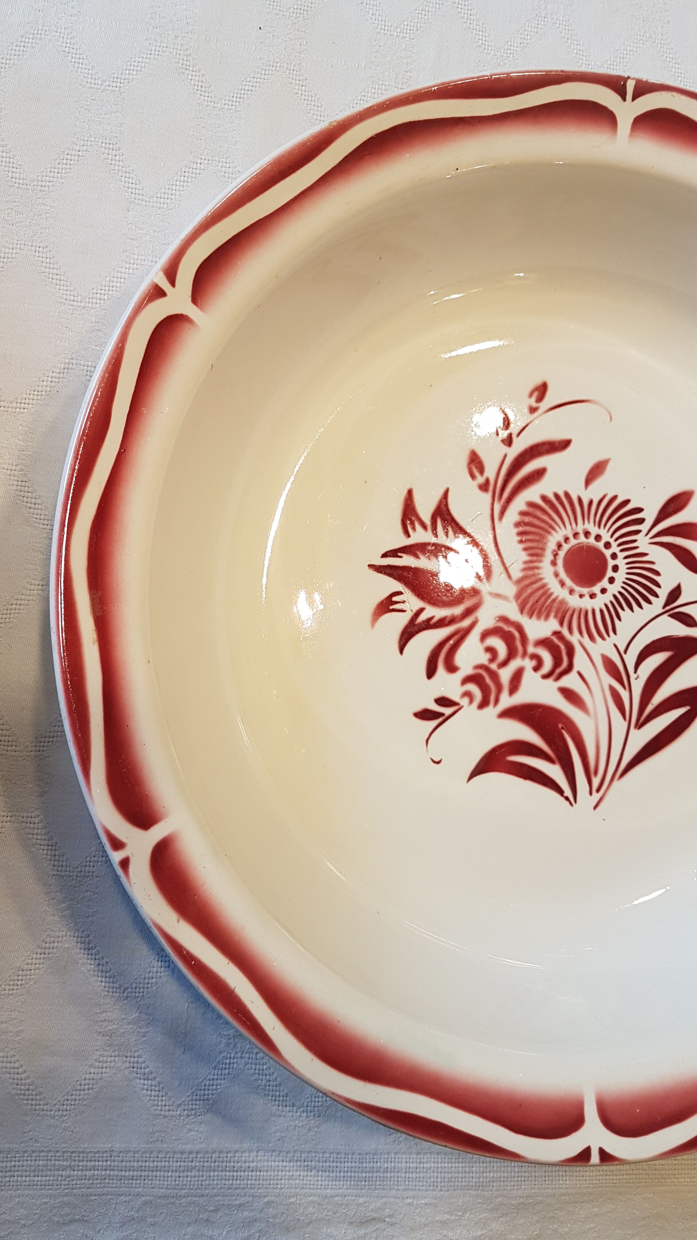 Great deep dish Sarreguemine earthenware