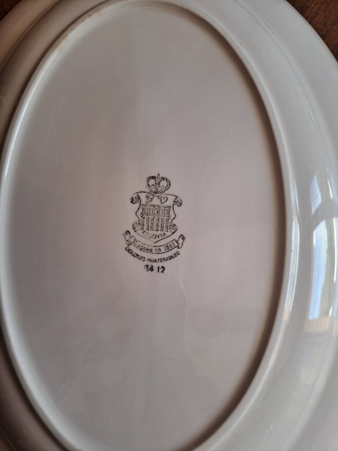 Segovia oval porcelain dish