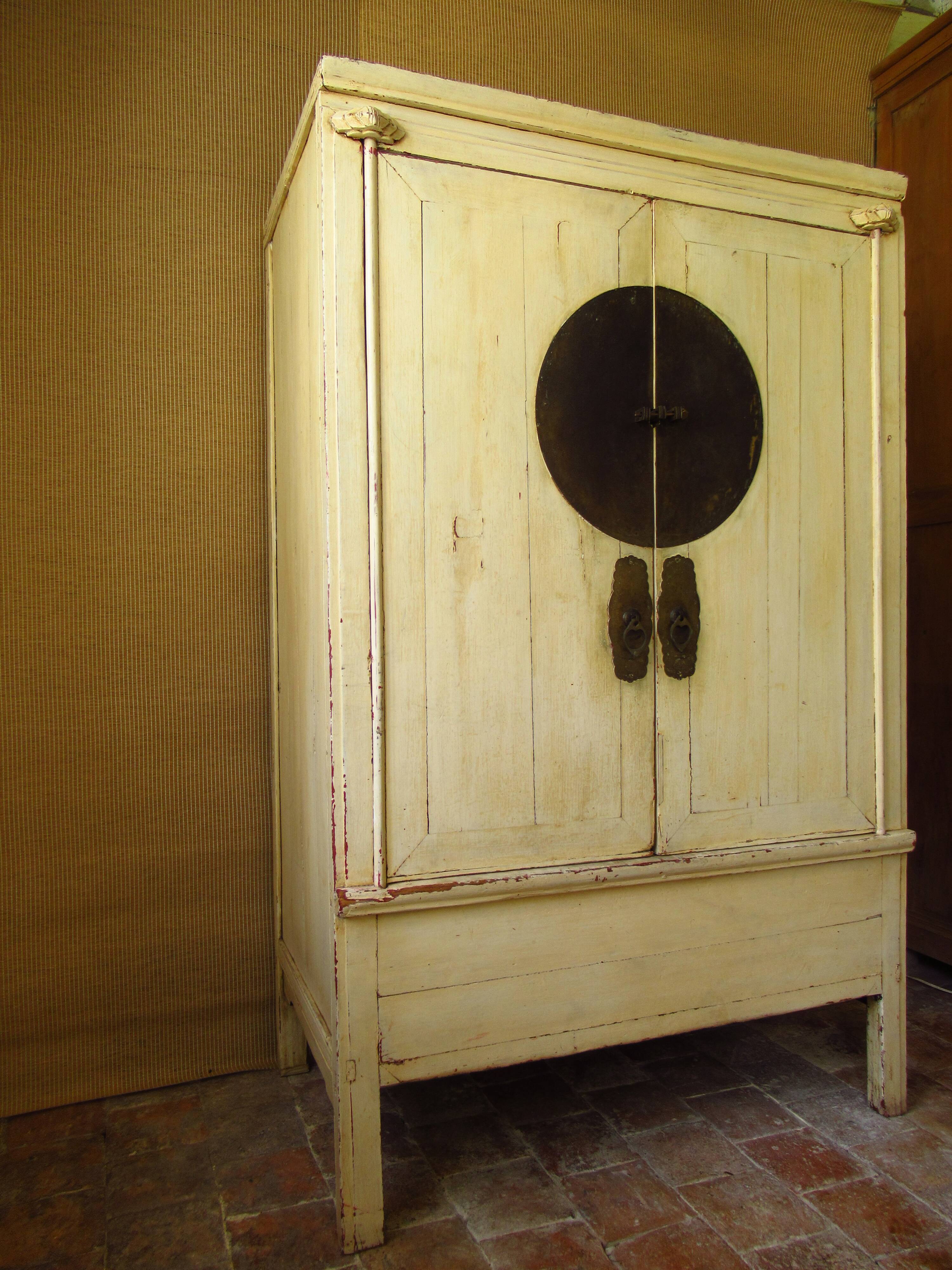 Chinese traditional wardrobe