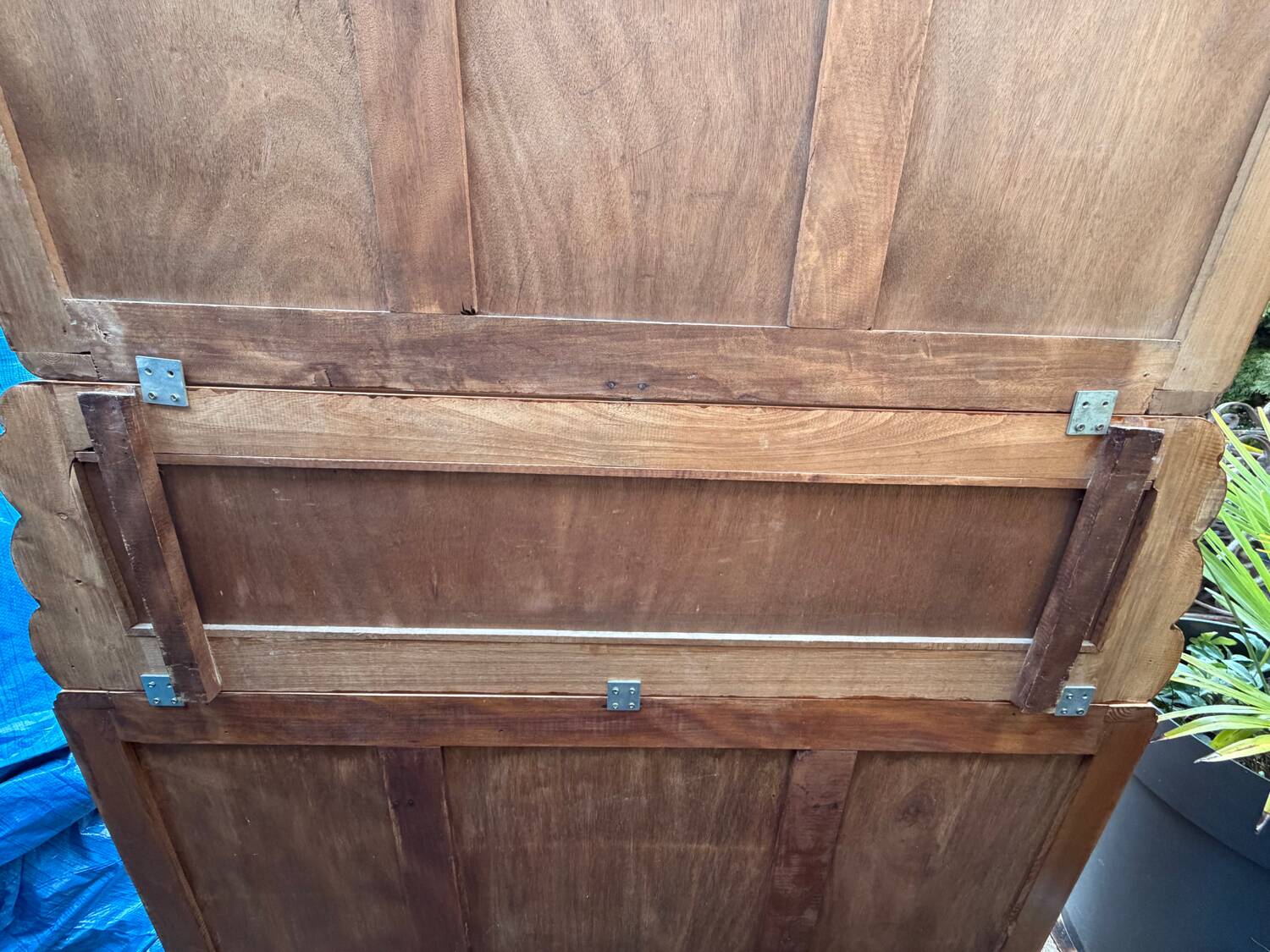 Art Deco Parisian buffet in solid raw oak from the 1930s.