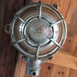 Suspension industrial explosion mapelec