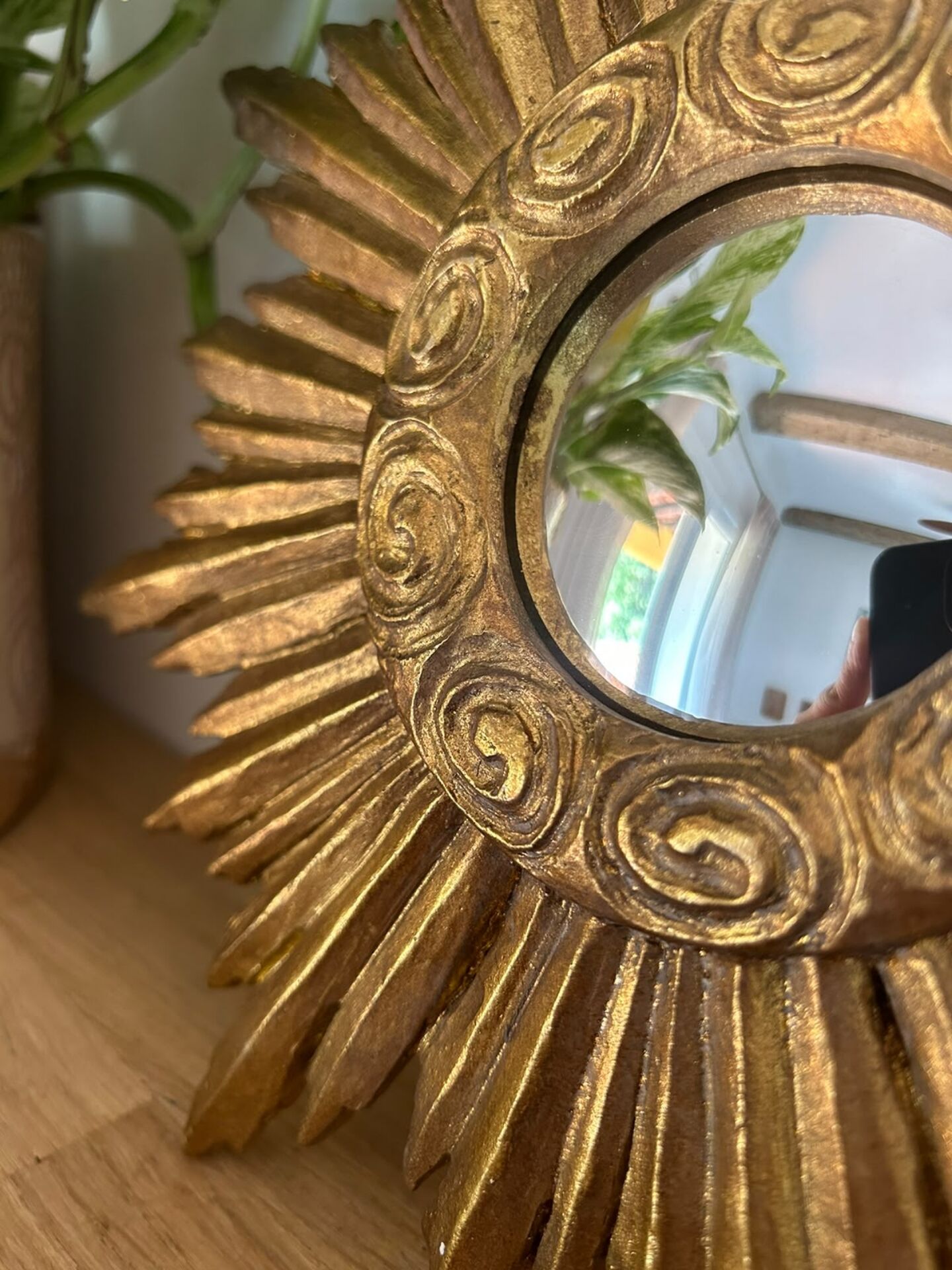 Miroir soleil doré convexe