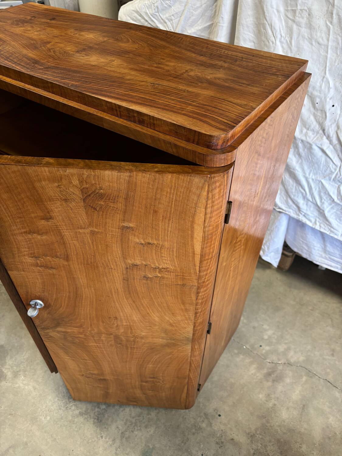 Art Deco storage unit