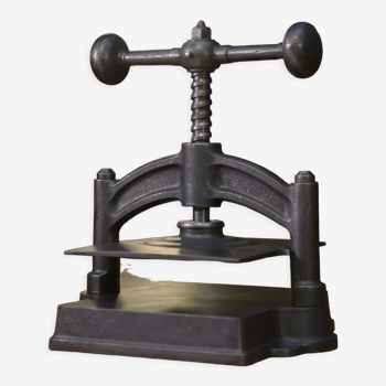 Old cast iron book press from the 1920s