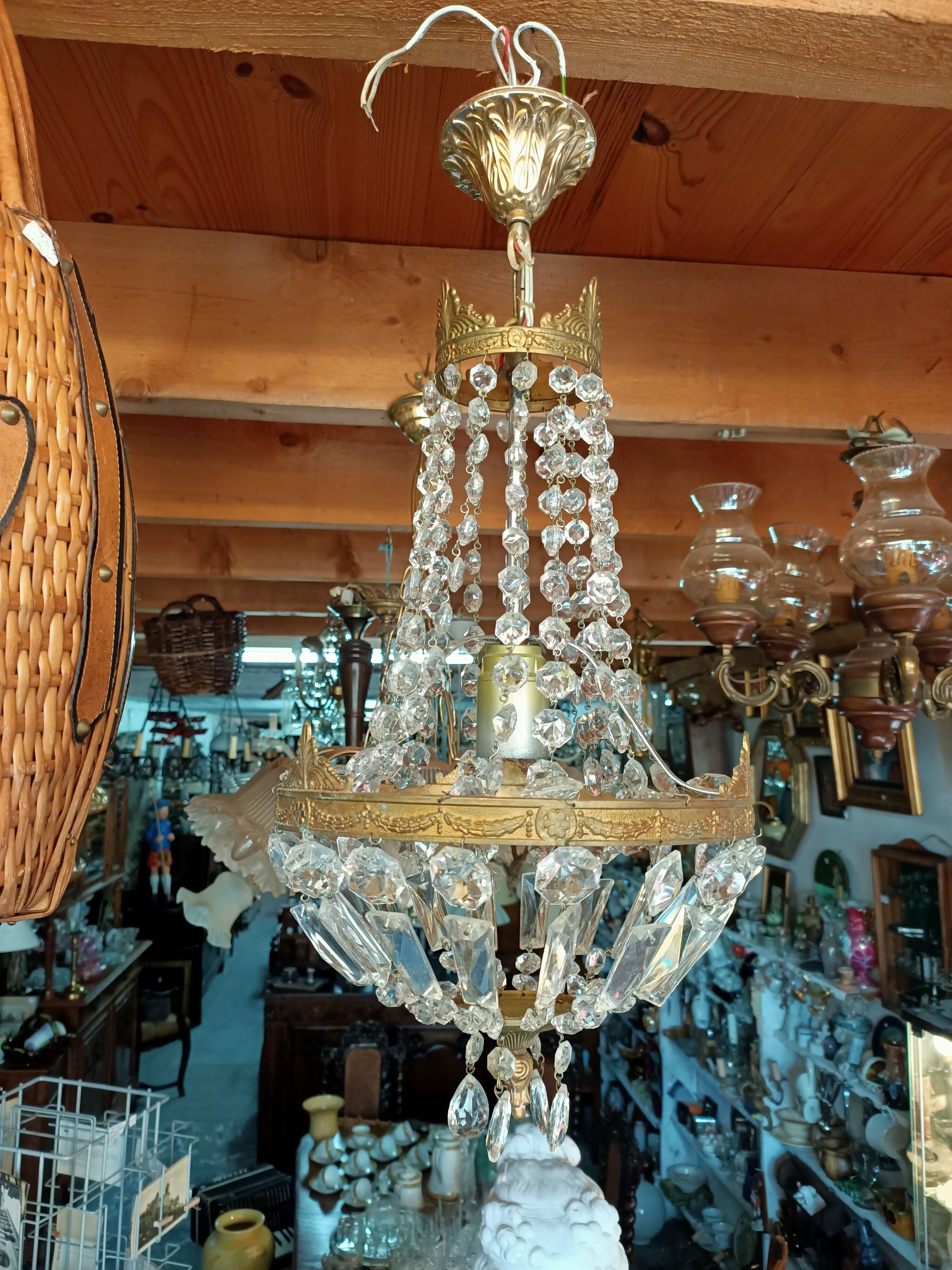 Grape variety chandelier