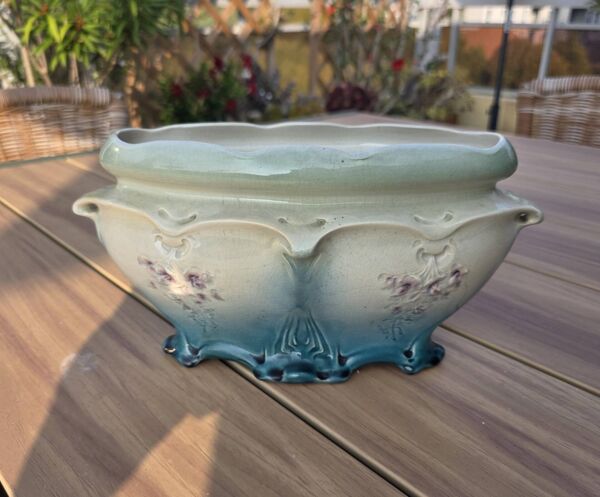 Jardinière barbotine vintage Gustave De Bruyn Fives-Lille 30 cm