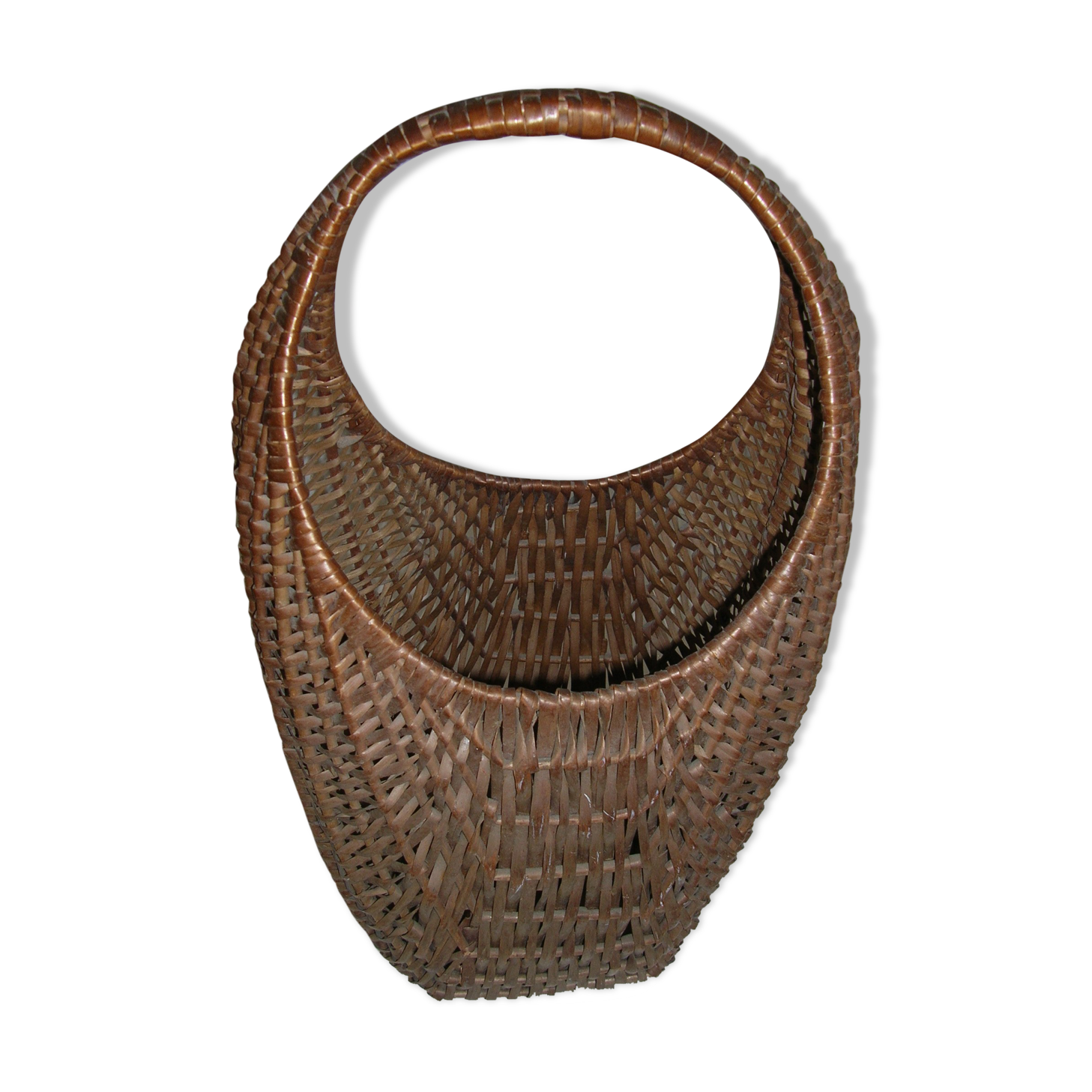 Vintage wicker basket, original format
