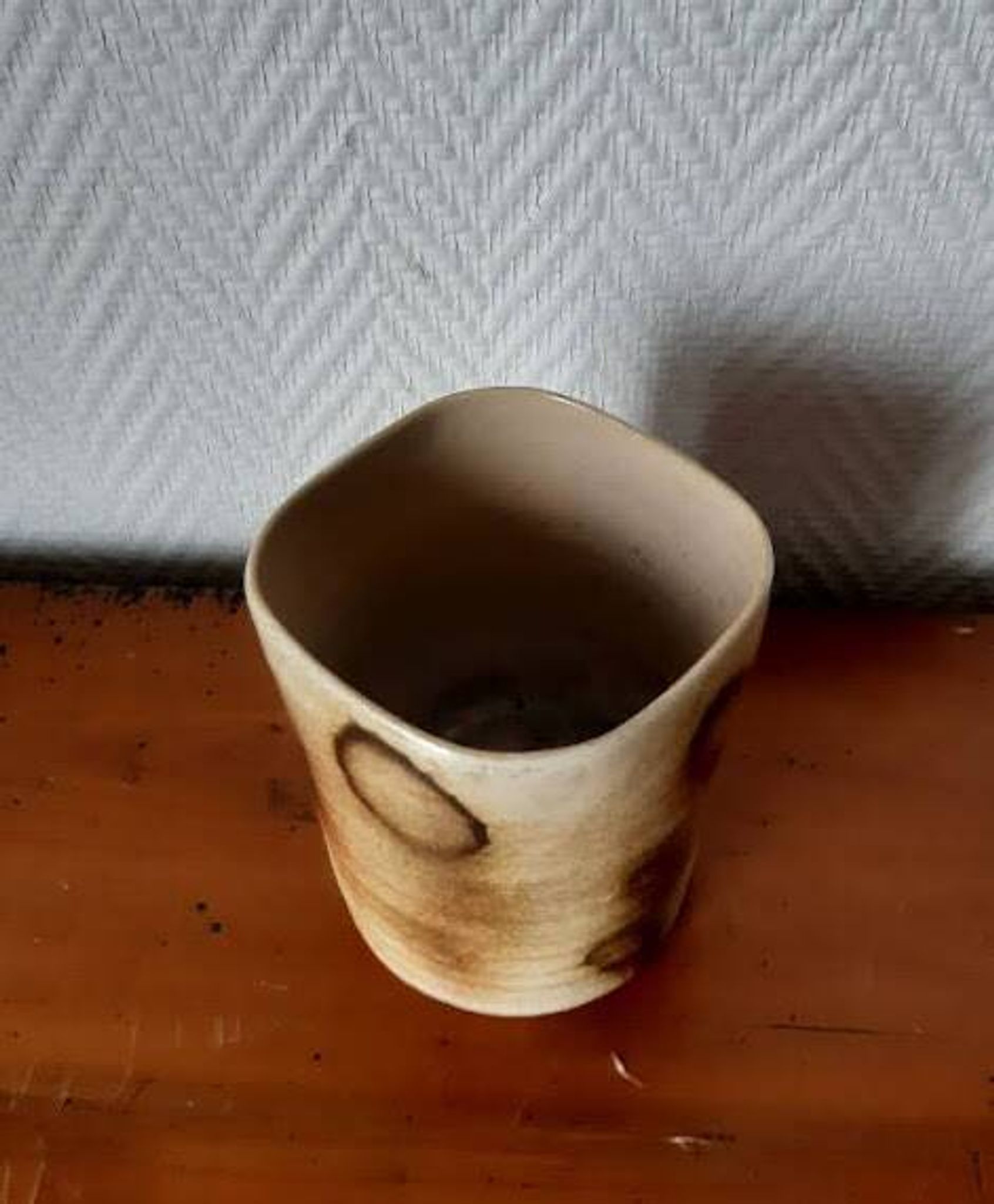 Vase gobelet en céramique vintage