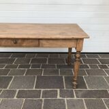 Farmhouse table