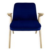 Fauteuil Blue Bunny par Józef Chierowski