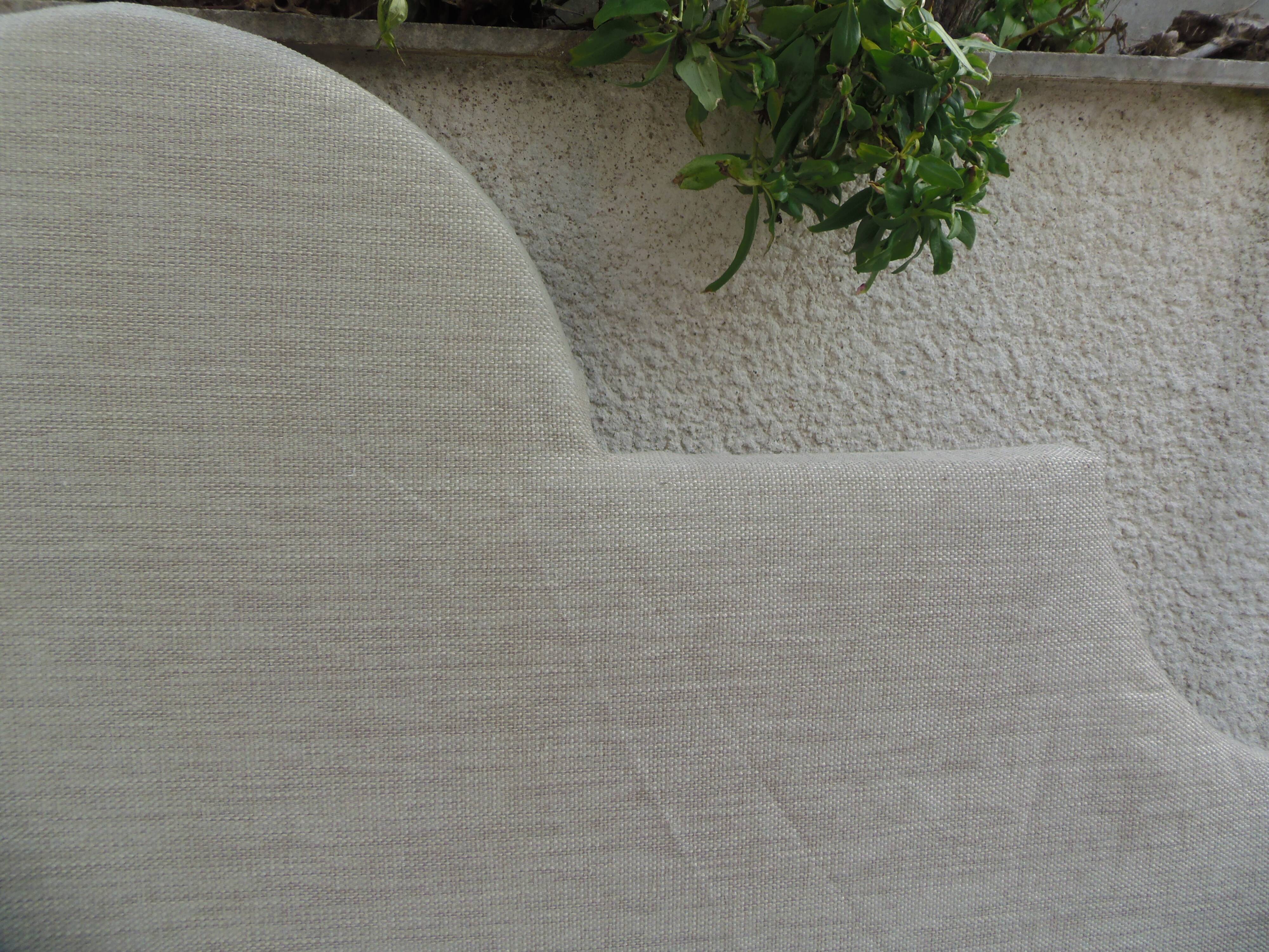 A second life for this upholstered 160 bed.