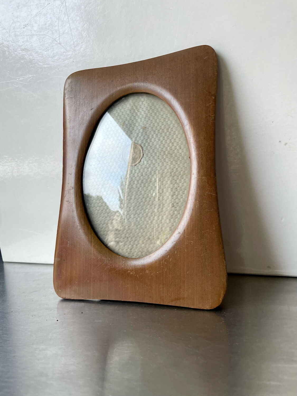 Antique  art deco mahogany wooden frame measurements 20 cm x 14.5 cm  convex glass